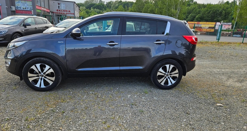 Kia Sportage cena 56400 przebieg: 178000, rok produkcji 2013 z Kalwaria Zebrzydowska małe 79